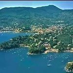 Elegant House By The Sea - 50 Meters From The ,near Portofino Ραπάλο